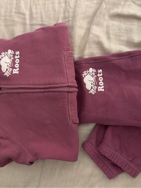 Roots Kids Sweatpants & Joggers in Berry Plum